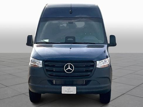 New 2026 Mercedes-Benz Sprinter 2500 image 3