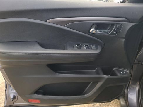 Used 2022 Honda Pilot Special Edition image 10