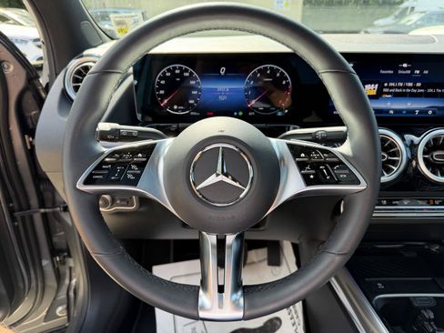 Certified 2026 Mercedes-Benz GLA 250 image 10