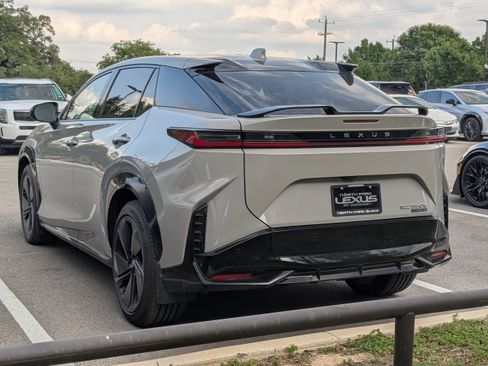 Certified 2026 Lexus RZ 450e AWD w/ Luxury Package image 6