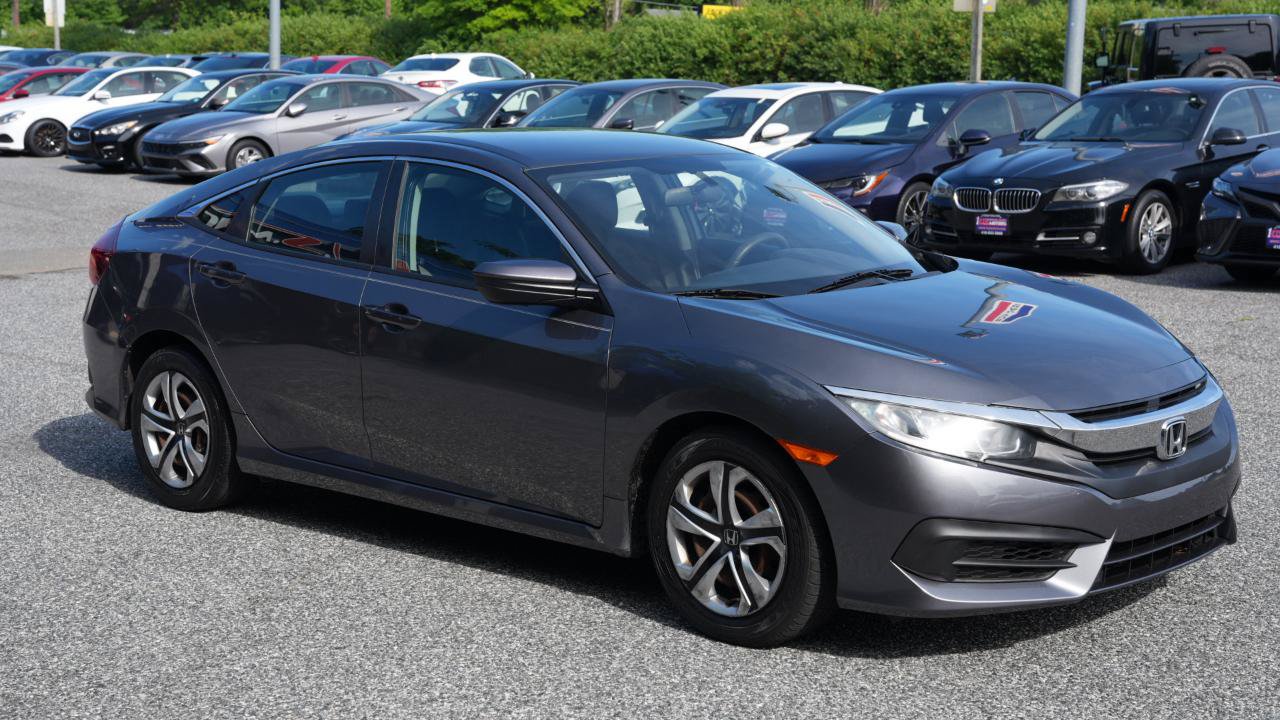 Used 2018 Honda Civic LX image 3