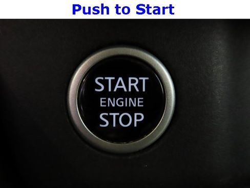 Used 2023 Nissan Rogue SV image 24