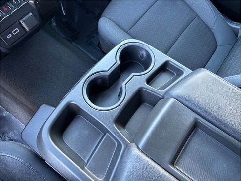 Used 2019 GMC Sierra 1500 Elevation w/ Elevation Value Package image 32