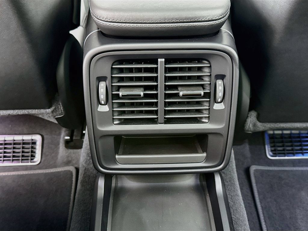 Certified 2022 Porsche Taycan RWD image 26