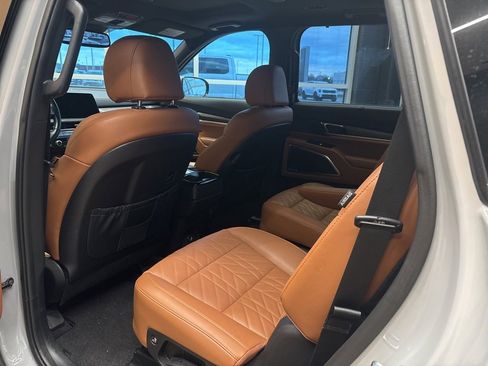 Used 2024 Kia Telluride SX X-Line image 18