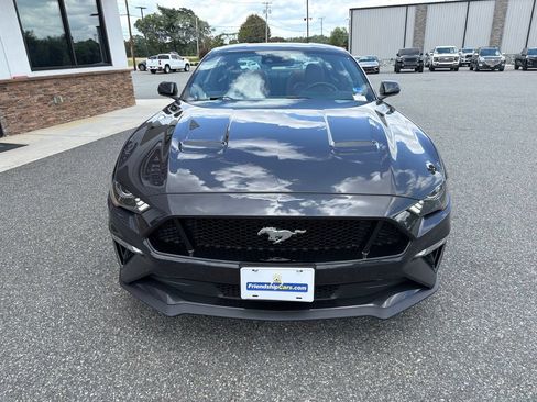 Used 2022 Ford Mustang GT Premium RWD image 10