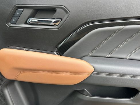 Used 2024 GMC Canyon AT4 w/ LPO, Off Road Lift Package image 20