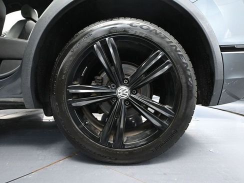 Used 2019 Volkswagen Tiguan SEL Premium R-Line image 13
