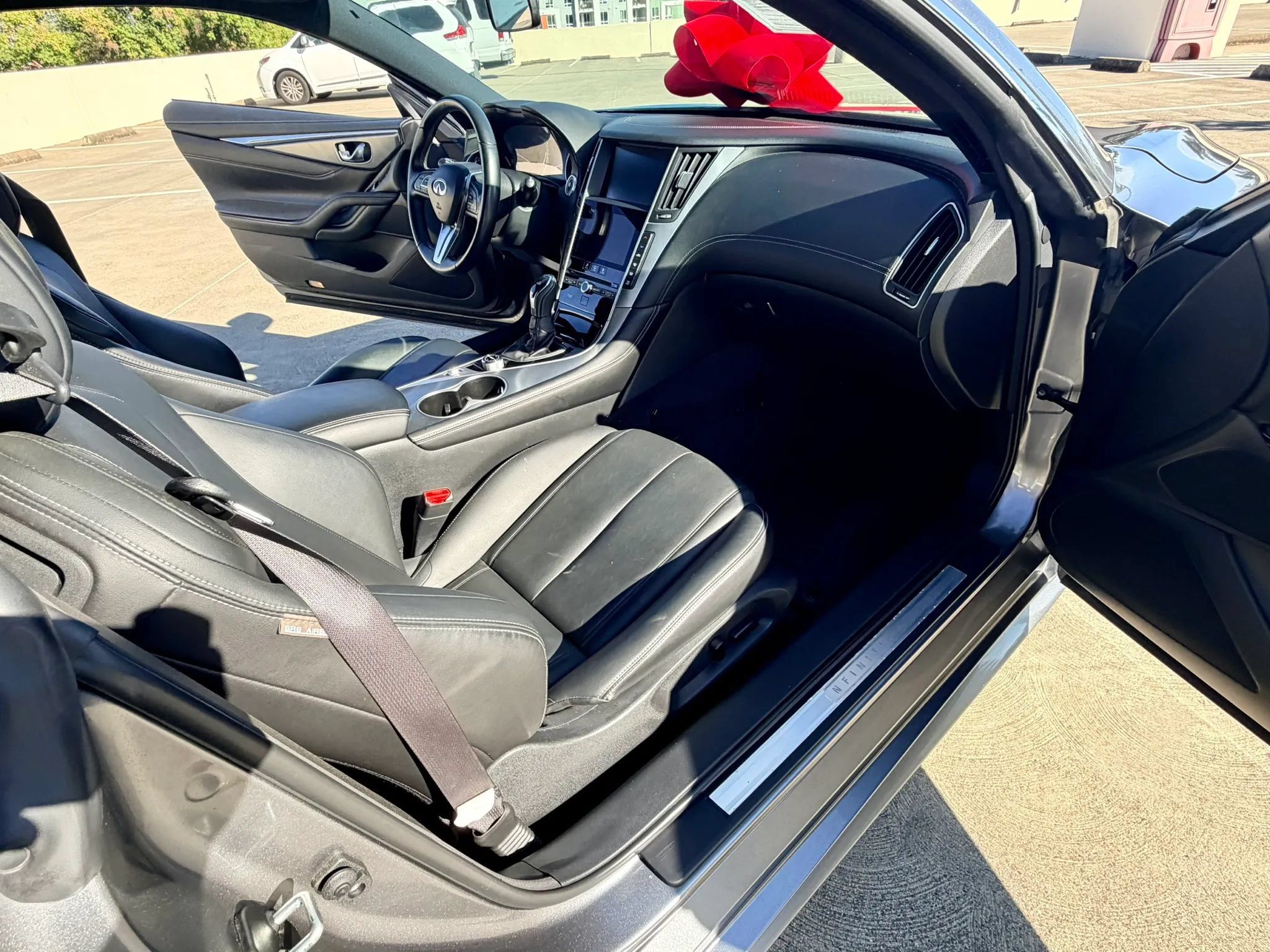 Used 2019 INFINITI Q60 3.0t w/ Cargo Package RWD image 39