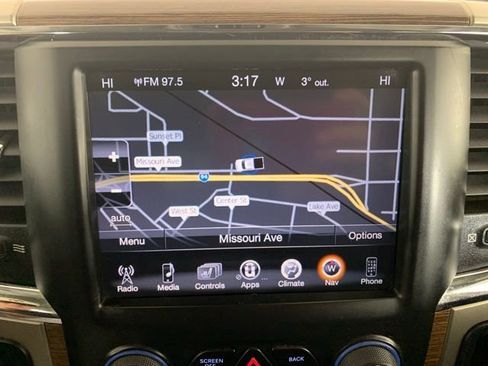 Used 2013 RAM 1500 Laramie w/ Convenience Group image 11