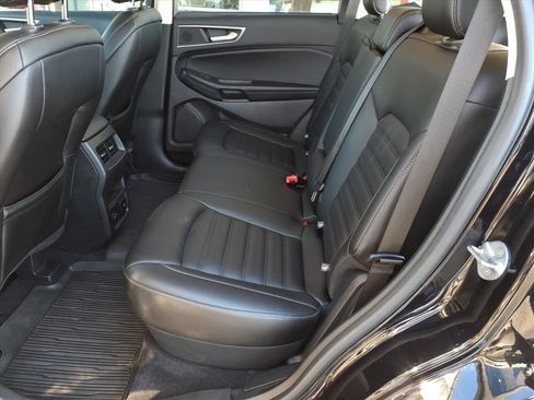 Used 2022 Ford Edge SEL w/ Convenience Package image 11