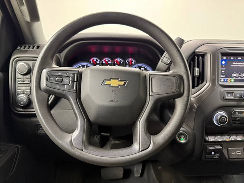 Used 2023 Chevrolet Silverado 1500 Custom image 23