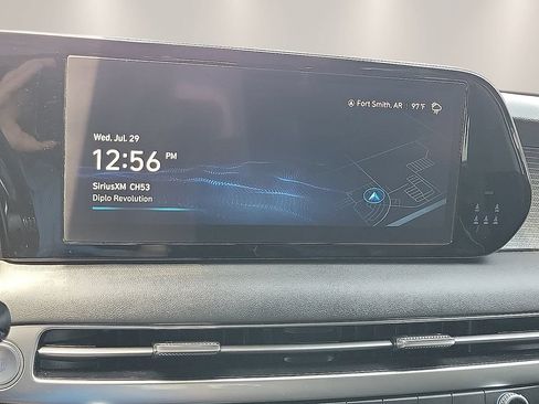 Used 2024 Hyundai Palisade Limited FWD image 15