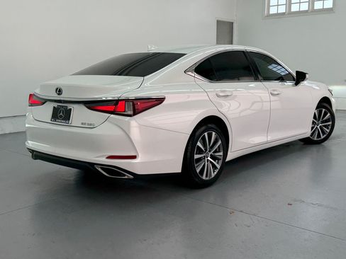 Used 2021 Lexus ES 350 w/ Accessory Package FWD image 8