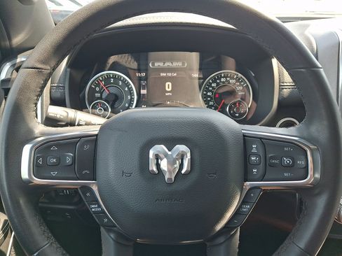 Used 2025 RAM 1500 Laramie w/ Sport Appearance Package AWD/4WD image 18