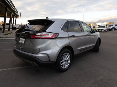 Used 2021 Ford Edge SEL image 5