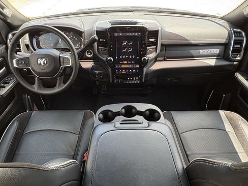 Used 2025 RAM 3500 Laramie AWD/4WD image 25