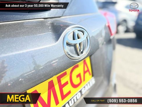 Used 2014 Toyota RAV4 Limited image 25