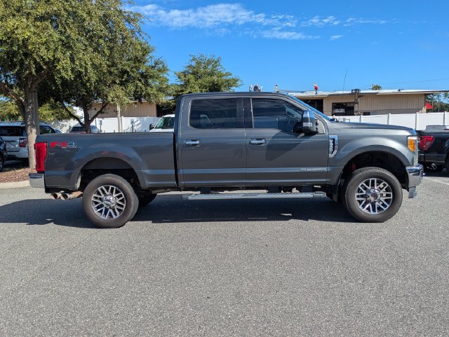 Used 2017 Ford F350 Lariat w/ Chrome Package AWD/4WD image 2