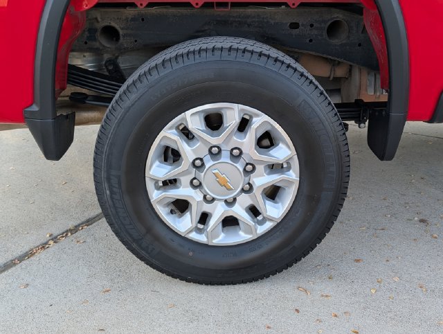 Certified 2025 Chevrolet Silverado 2500 LT w/ Convenience Package AWD/4WD image 3