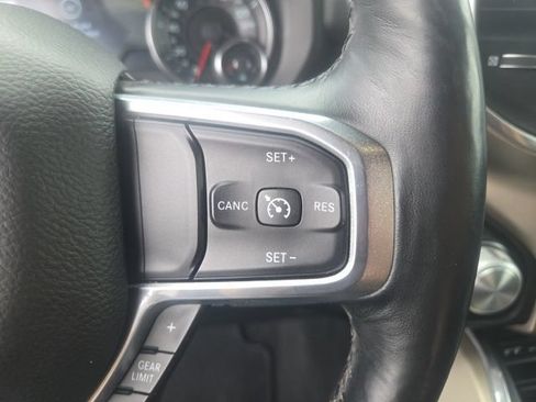Used 2019 RAM 1500 Laramie RWD image 31