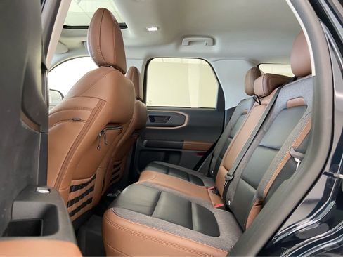 Used 2023 Ford Bronco Sport Outer Banks w/ Tech Package AWD/4WD image 16