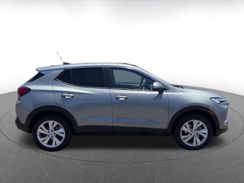 Used 2025 Buick Encore GX Preferred AWD/4WD image 16