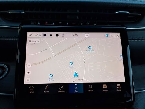 Used 2023 Jeep Grand Cherokee Limited w/ Black Appearance Package image 20