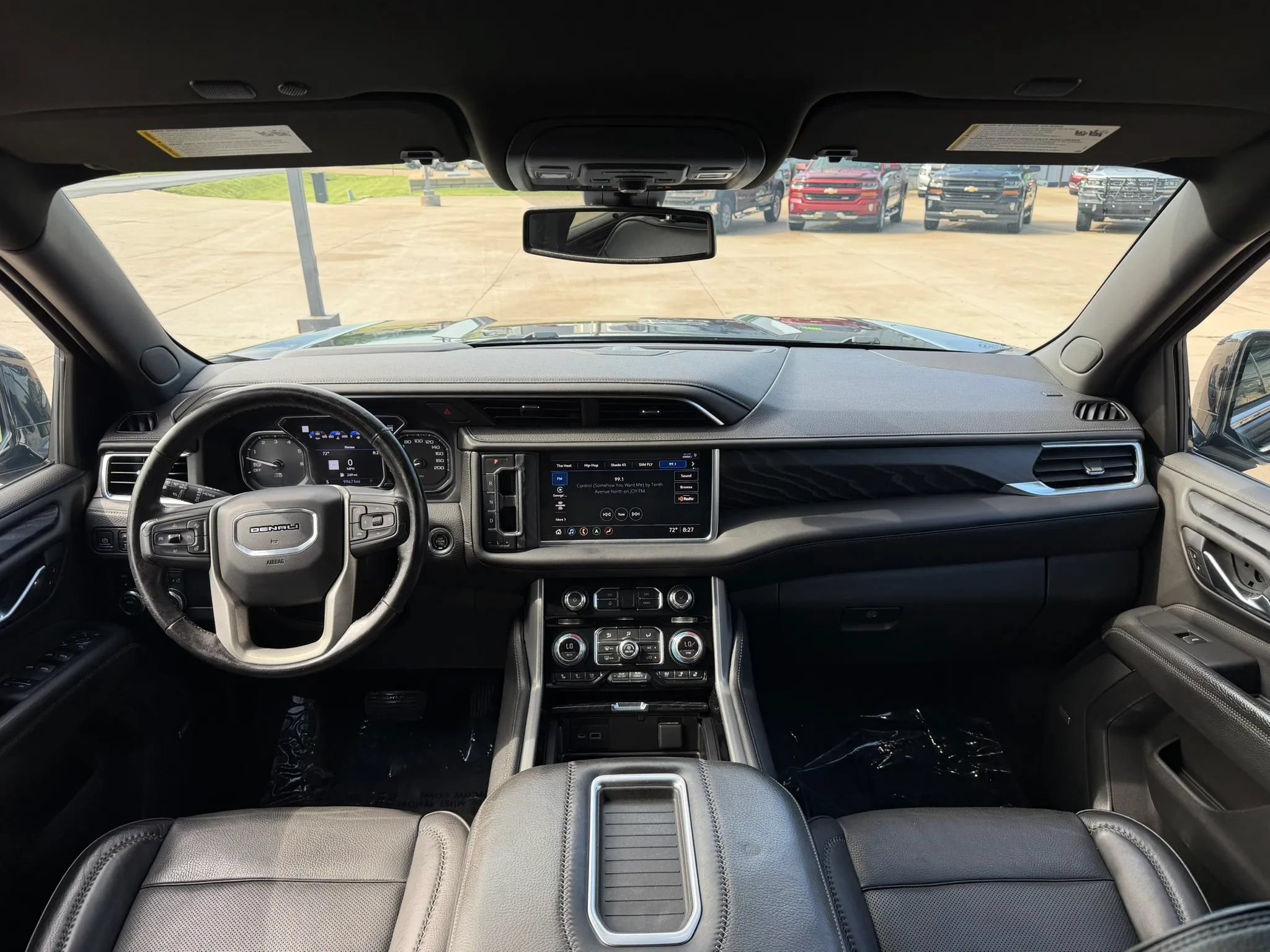 Used 2021 GMC Yukon Denali AWD/4WD image 17