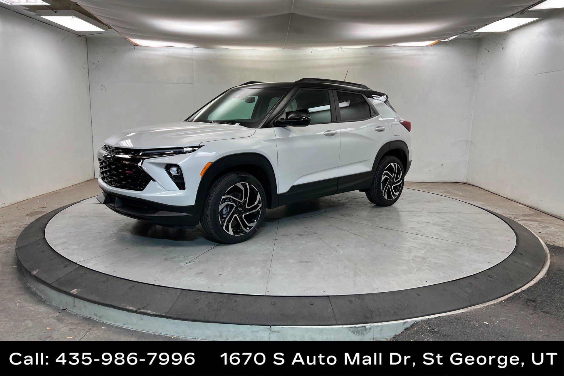 New 2026 Chevrolet TrailBlazer RS w/ Convenience Package AWD/4WD image 1