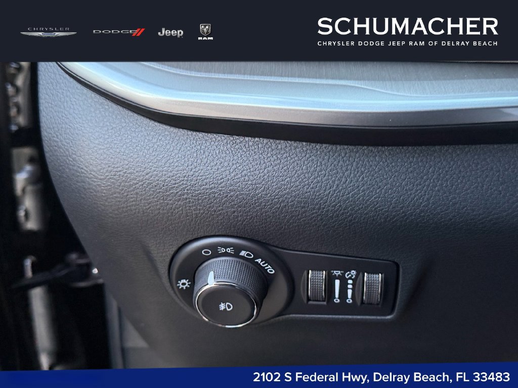 New 2026 Jeep Compass Limited w/ Sun, Sound & Navigation Group AWD/4WD image 20