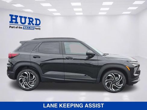 New 2026 Chevrolet TrailBlazer RS w/ Convenience Package AWD/4WD image 3