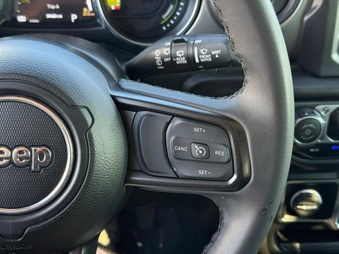 Used 2023 Jeep Wrangler Unlimited AWD/4WD image 20