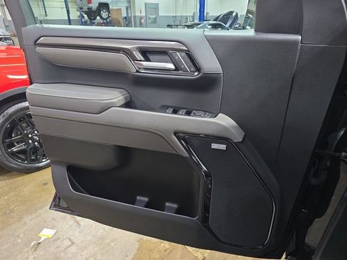 New 2026 Chevrolet Silverado 1500 ZR2 w/ Dark Appearance Package AWD/4WD image 29