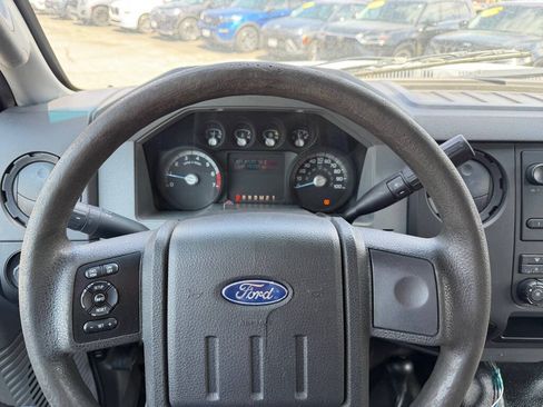 Used 2014 Ford F250 XL AWD/4WD image 17