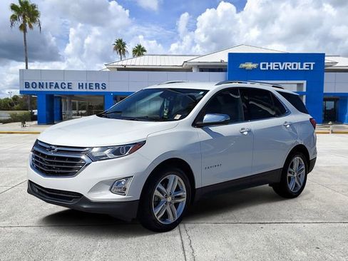 Used 2020 Chevrolet Equinox Premier image 2