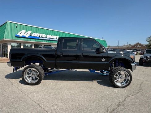 Used 2011 Ford F250 Lariat w/ Lariat Interior Pkg AWD/4WD image 8