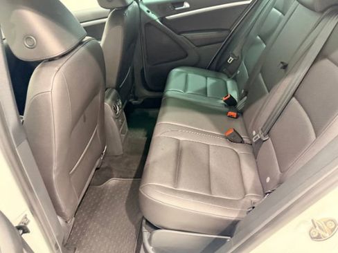 Used 2016 Volkswagen Tiguan R-Line image 42