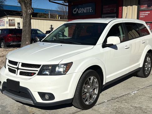 Used 2019 Dodge Journey GT image 3