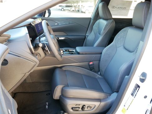 New 2026 Lexus RX 350 image 2