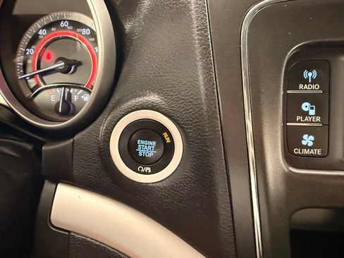 Used 2019 Dodge Journey SE w/ Connectivity Group FWD image 29
