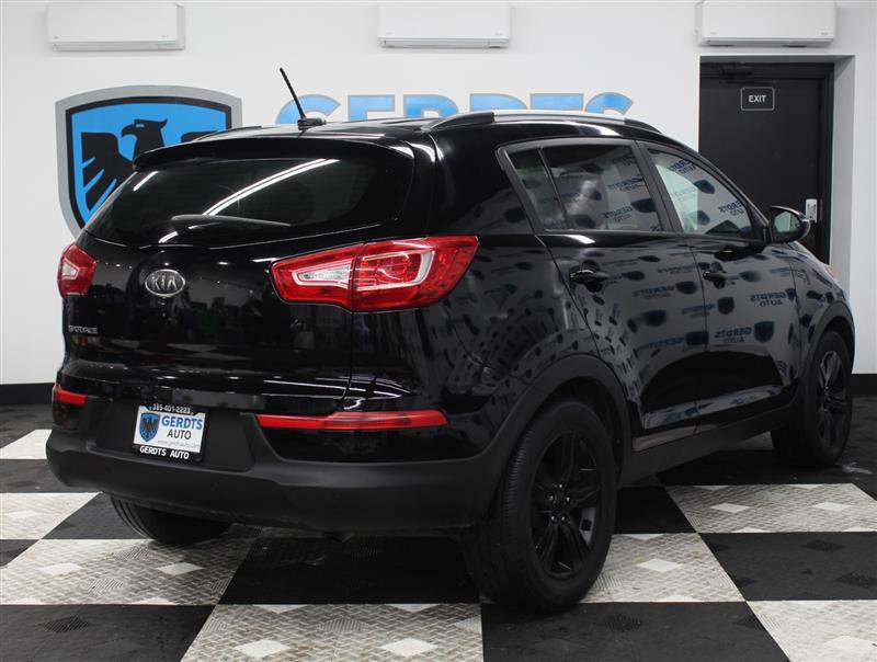 Used 2012 Kia Sportage LX w/ Navigation Pkg FWD image 4