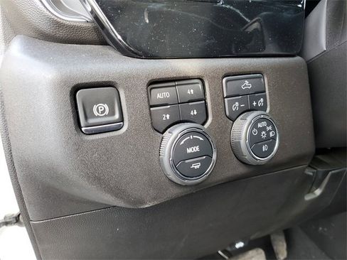 Used 2024 Chevrolet Silverado 1500 RST image 18