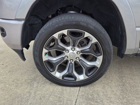 Used 2022 RAM 1500 Limited image 11