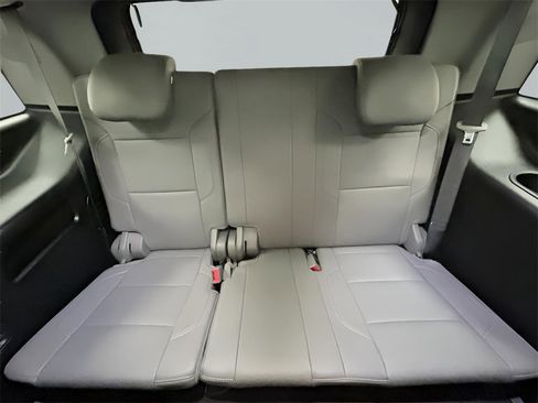 Used 2019 Chevrolet Tahoe LT image 10