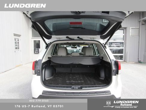 Used 2023 Subaru Forester Limited image 33