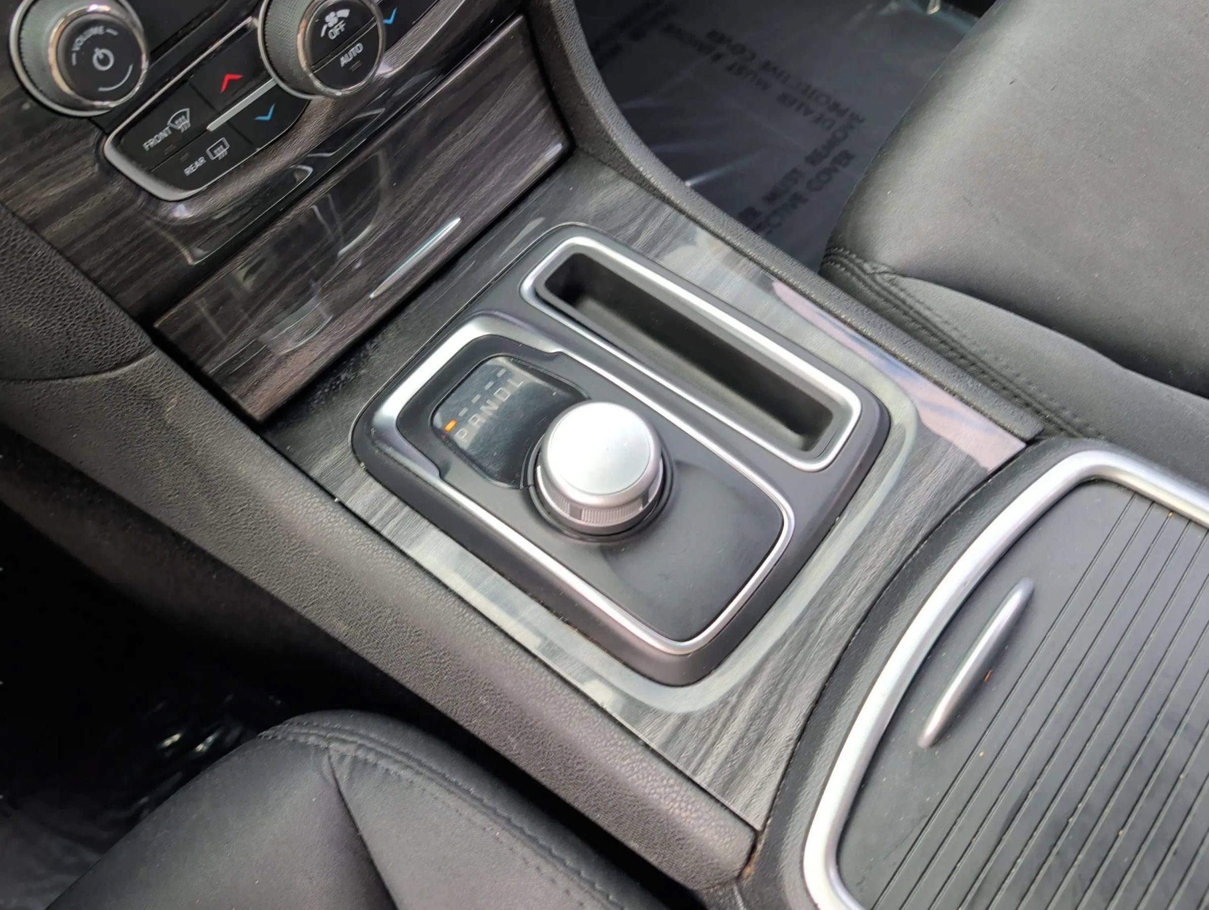 Used 2021 Chrysler 300 Touring RWD image 35