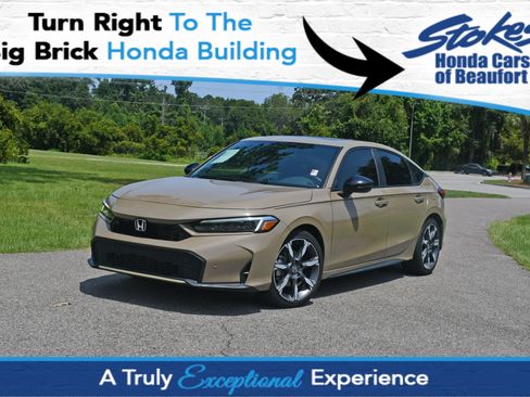 Used 2025 Honda Civic Sport Touring image 1