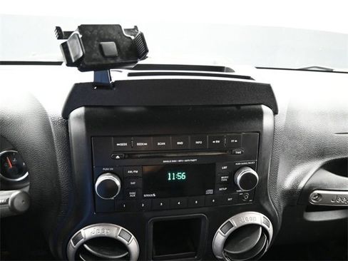 Used 2015 Jeep Wrangler Sport w/ Quick Order Package 23S image 28