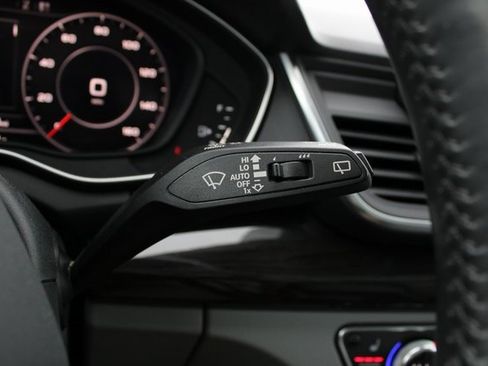 Used 2019 Audi Q5 2.0T Premium Plus w/ Premium Plus Package image 18